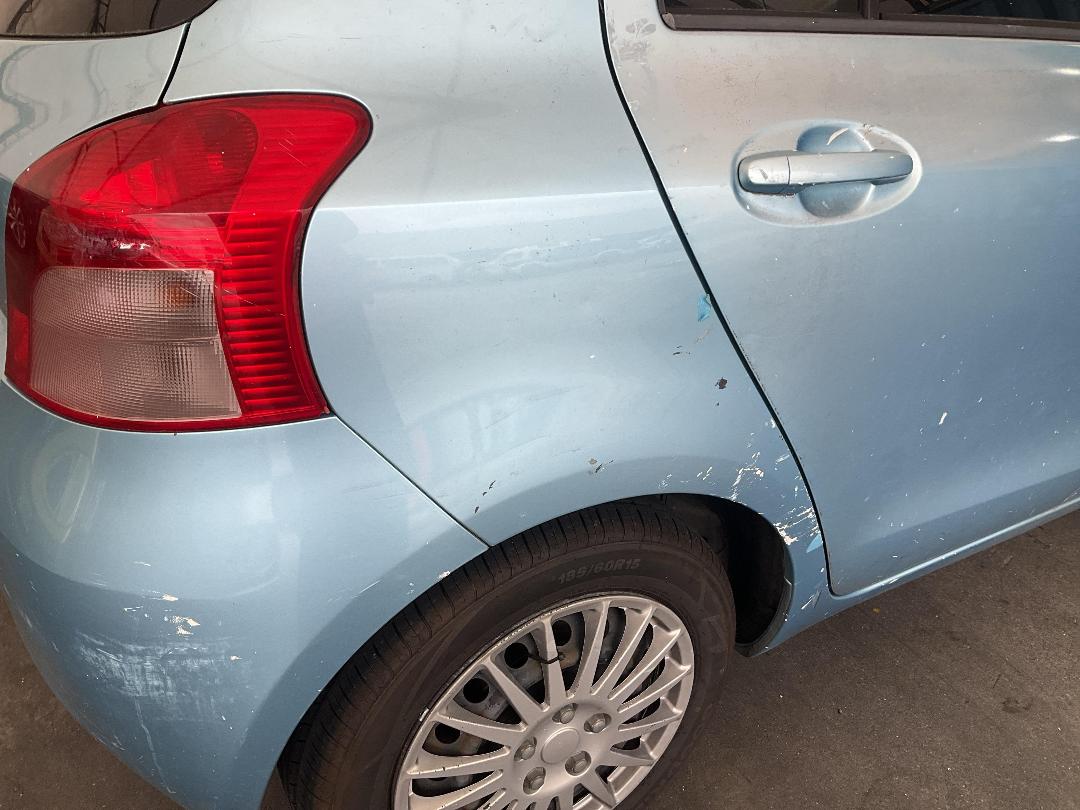 Photo '10' of Toyota Vitz