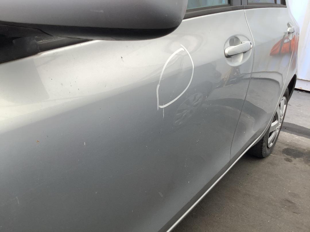 Photo '2' of Toyota Vitz Photo '2' of Toyota Vitz