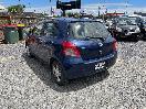 Thumbnail '4' of Toyota Vitz