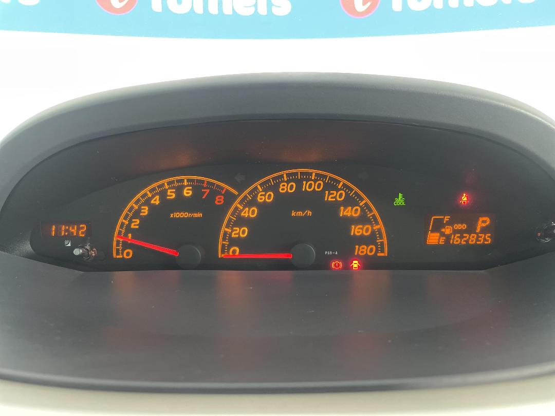 Photo '21' of Toyota Vitz