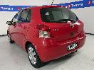 Thumbnail '5' of Toyota Vitz