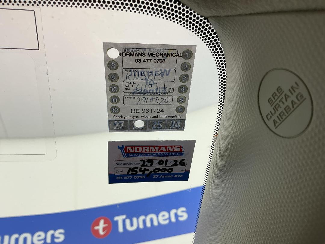 Photo '25' of Toyota Vitz