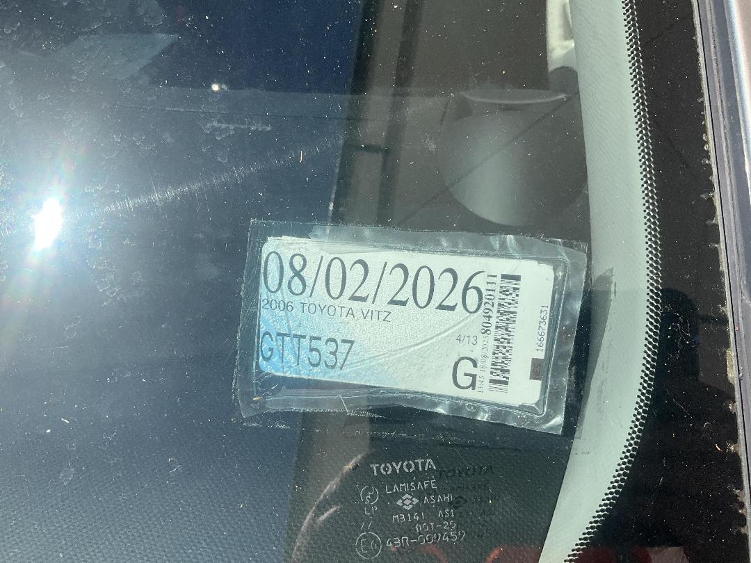 Photo '13' of Toyota Vitz