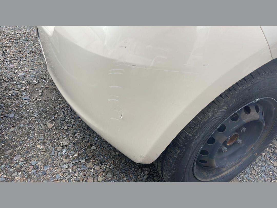 Photo '11' of Toyota Vitz