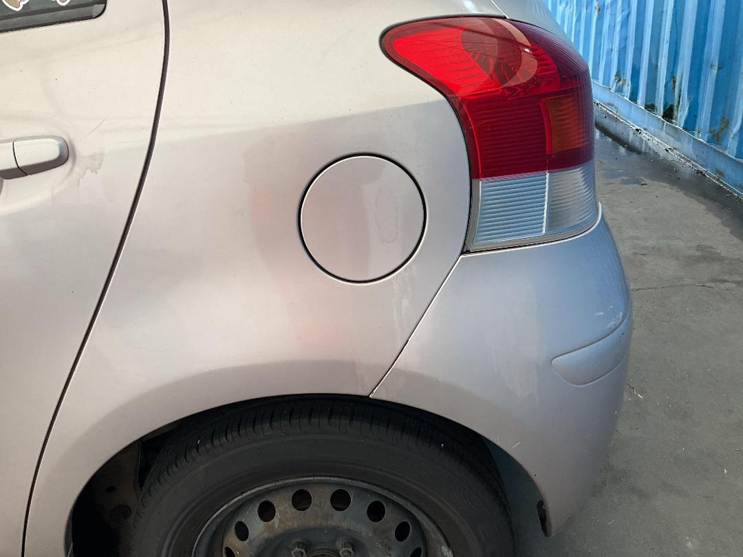 Photo '25' of Toyota Vitz