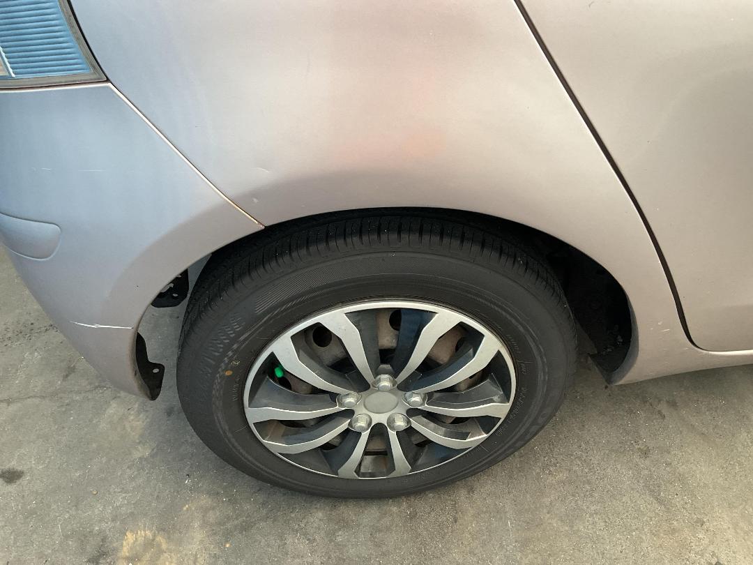 Photo '29' of Toyota Vitz