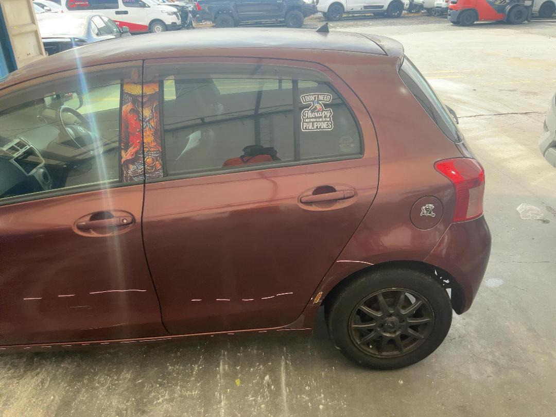 Photo '9' of Toyota Vitz