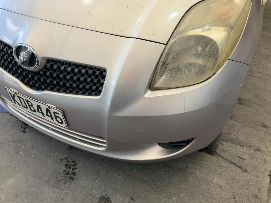 Photo '6' of Toyota Vitz