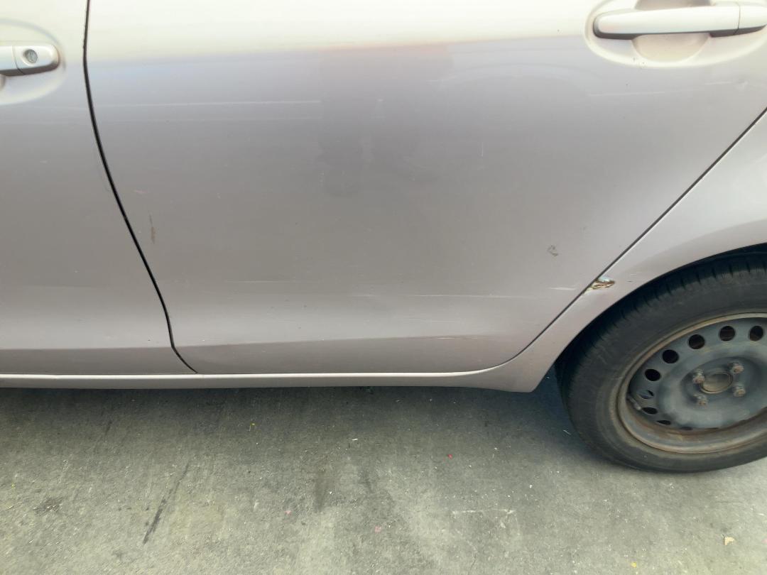 Photo '10' of Toyota Vitz