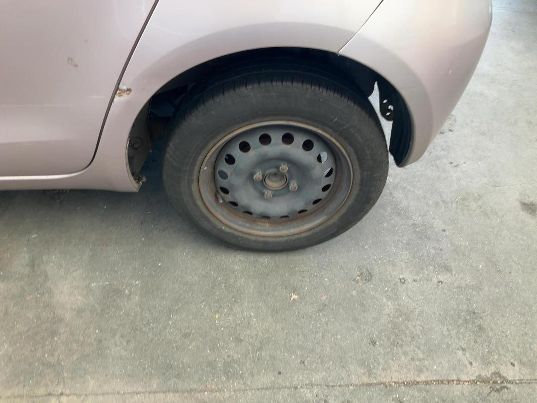 Photo '11' of Toyota Vitz