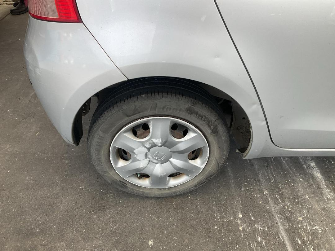 Photo '20' of Toyota Vitz