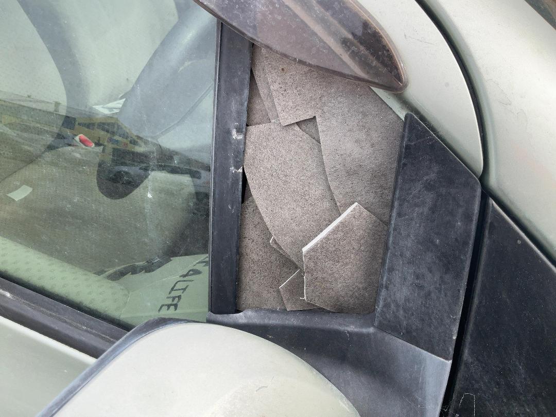 Photo '10' of Toyota Vitz