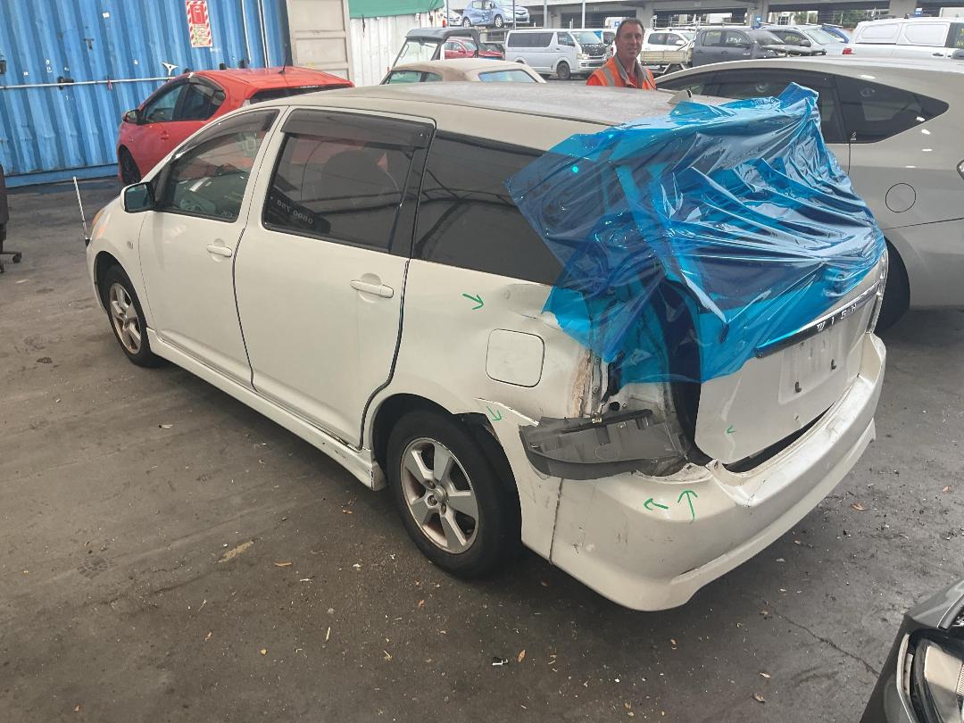 Photo '10' of Toyota Wish