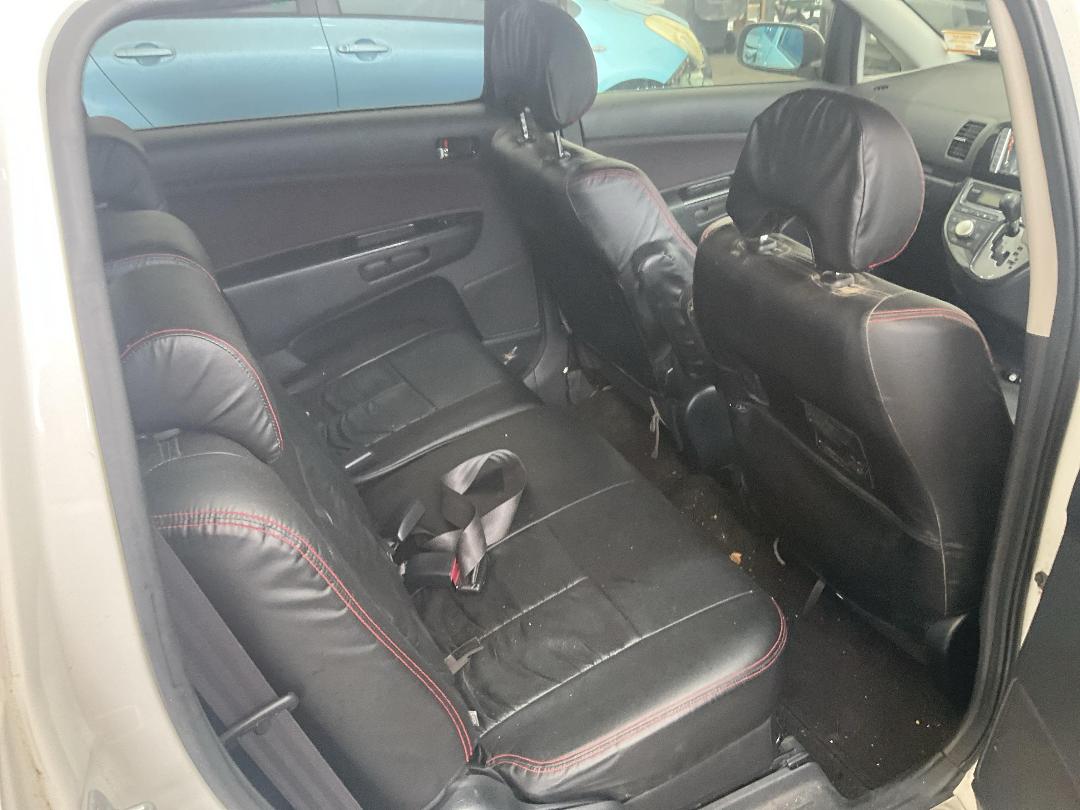 Photo '20' of Toyota Wish