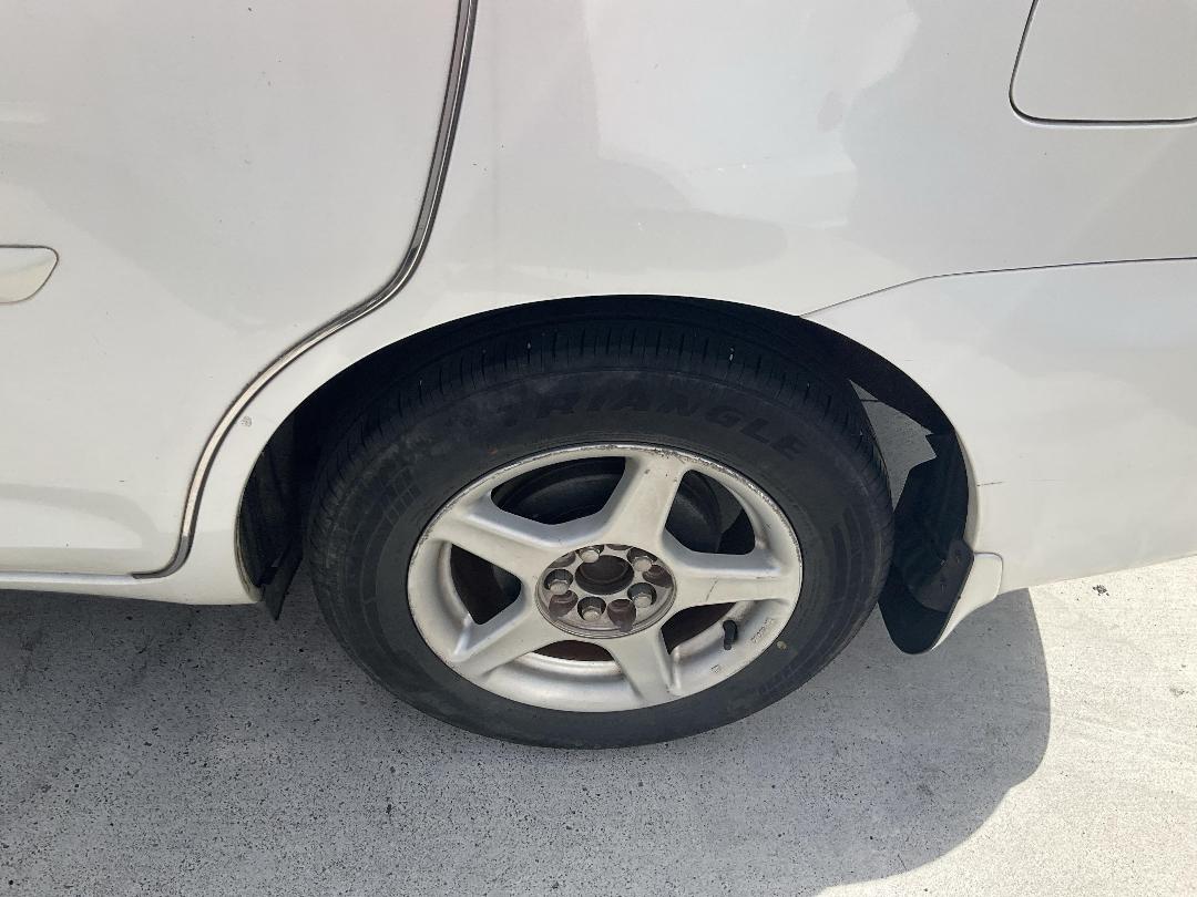 Photo '16' of Toyota Wish Photo '16' of Toyota Wish