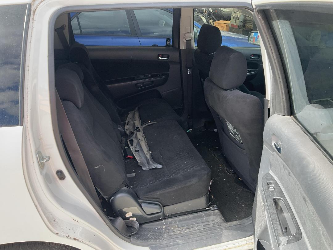 Photo '12' of Toyota Wish