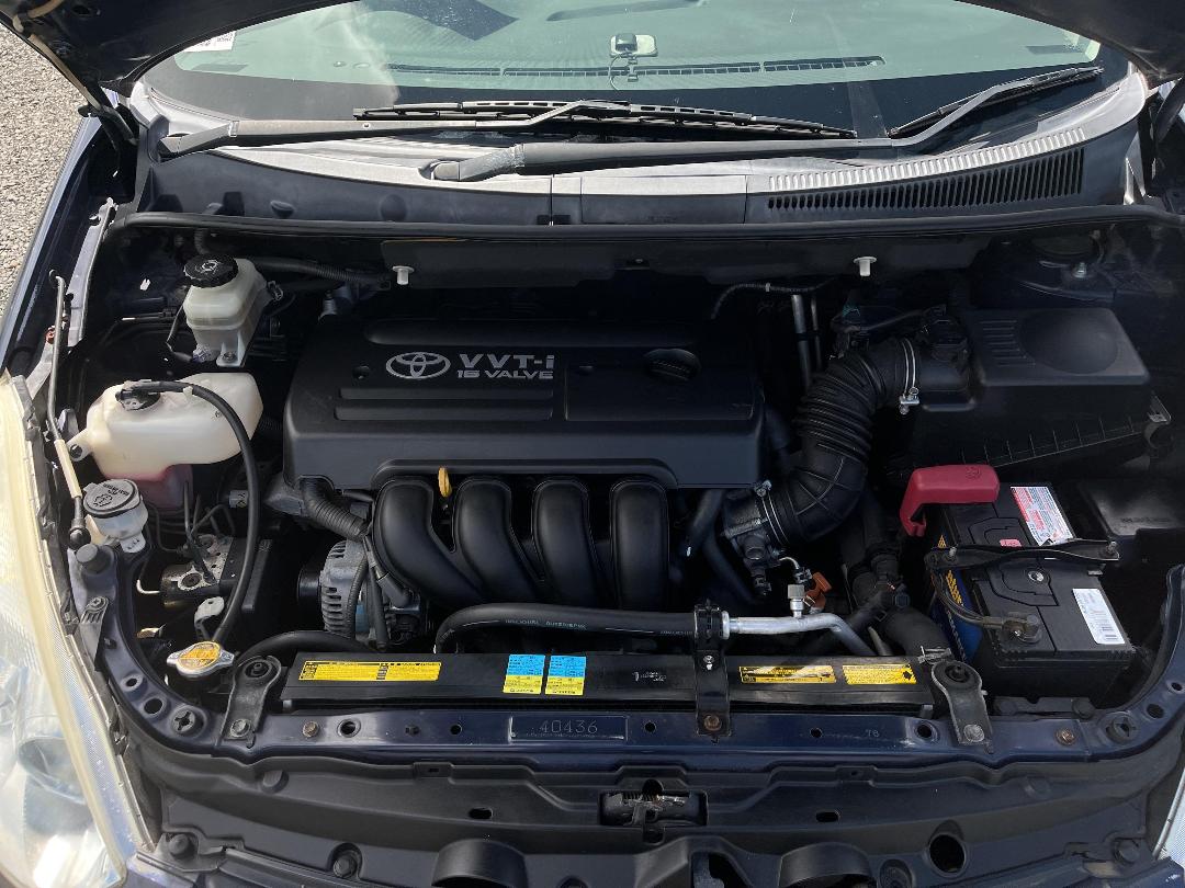 Photo '11' of Toyota Wish Photo '11' of Toyota Wish