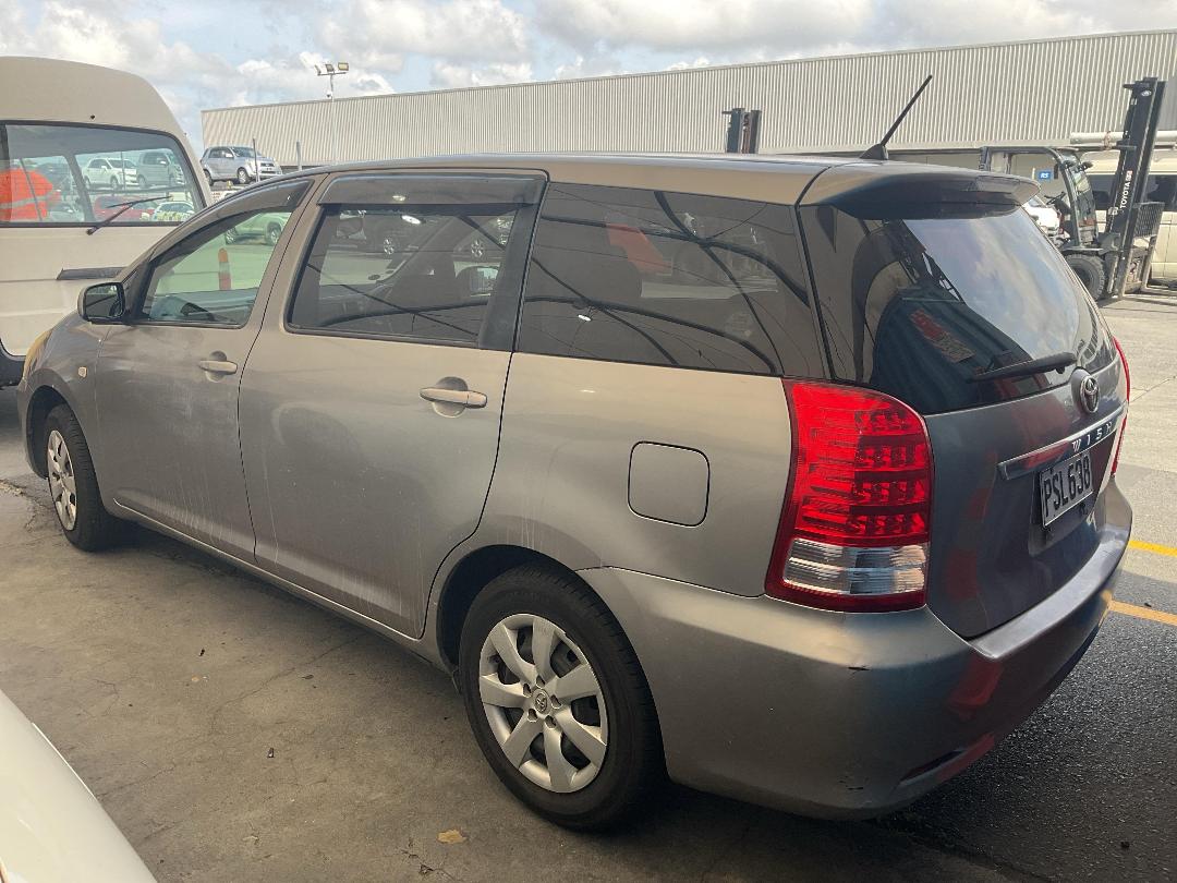 Photo '4' of Toyota Wish Photo '4' of Toyota Wish