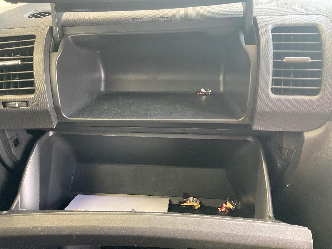 Photo '9' of Toyota Wish Photo '9' of Toyota Wish