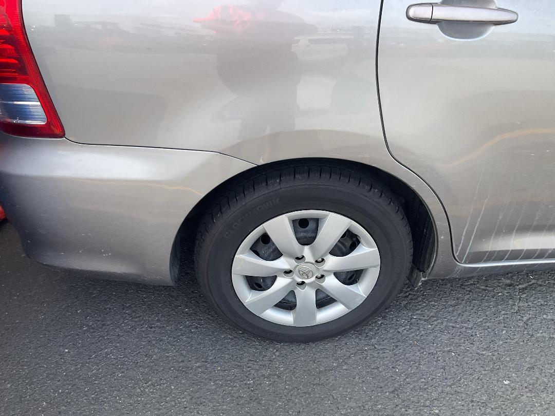 Photo '16' of Toyota Wish Photo '16' of Toyota Wish