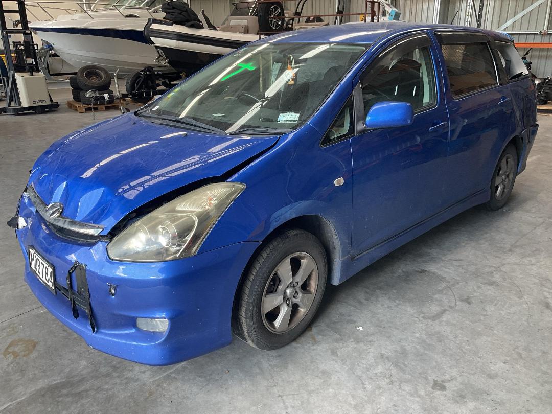 Photo '2' of Toyota Wish