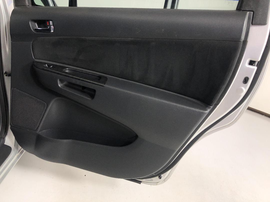 Photo '19' of Toyota Wish