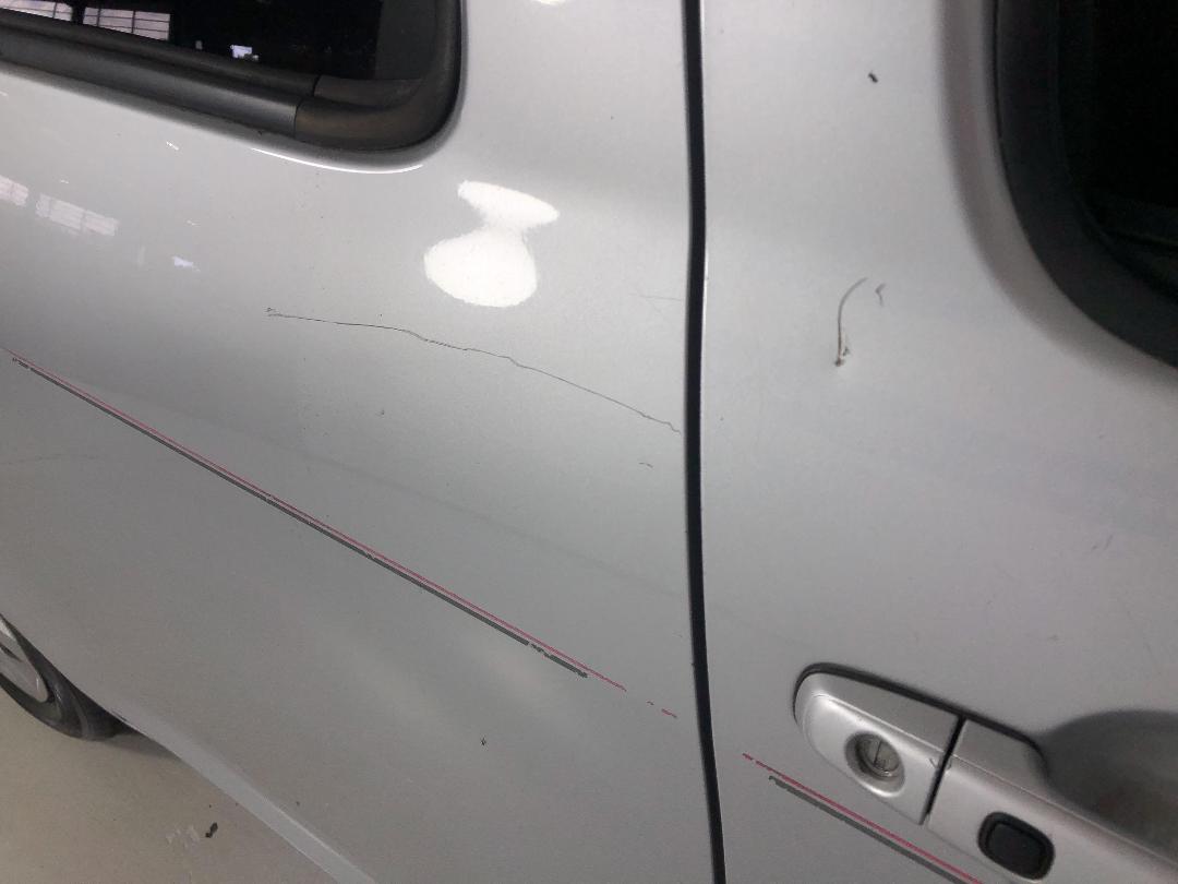 Photo '23' of Toyota Wish