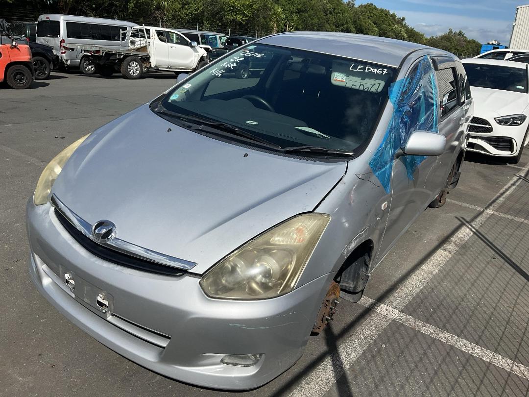 Photo '2' of Toyota Wish