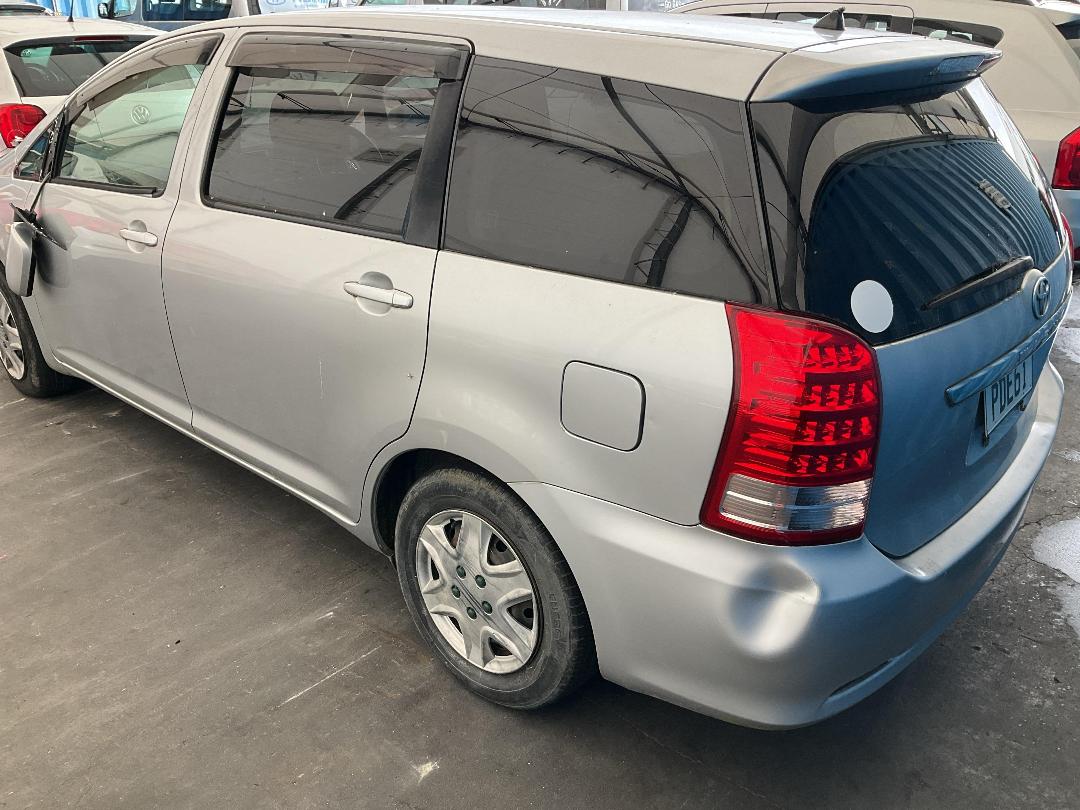 Photo '4' of Toyota Wish Photo '4' of Toyota Wish