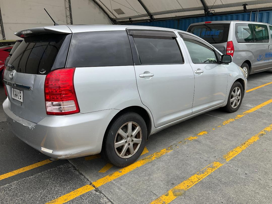 Photo '4' of Toyota Wish Photo '4' of Toyota Wish