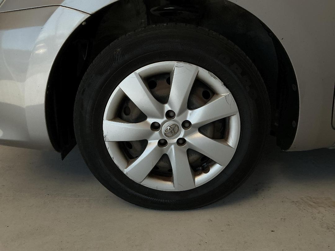 Photo '10' of Toyota Wish