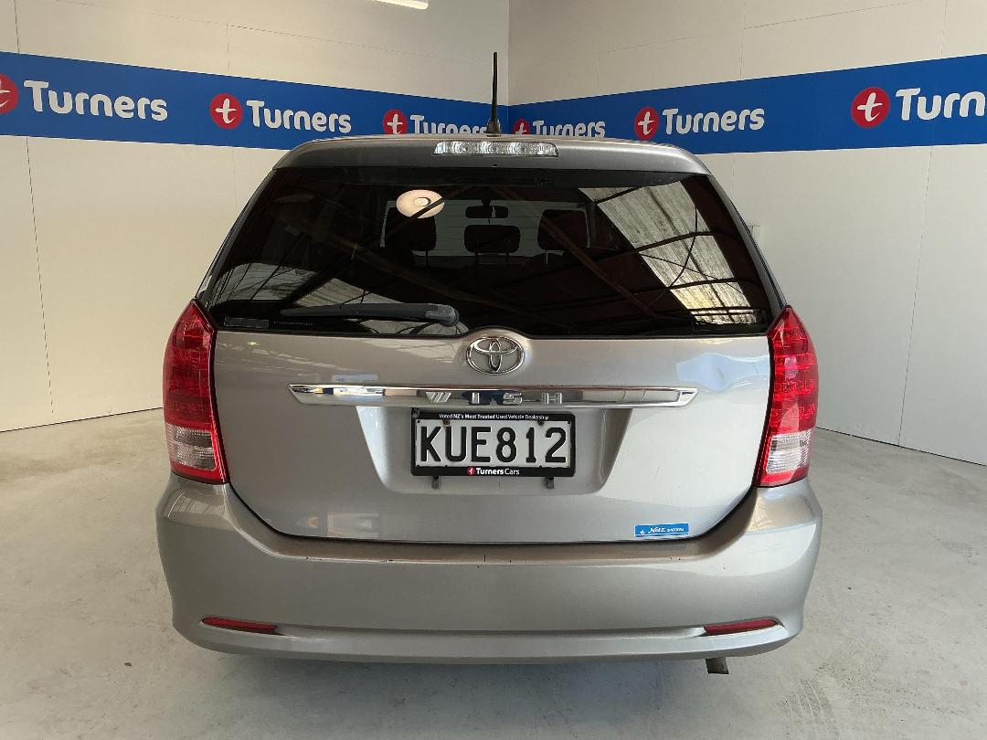 Photo '6' of Toyota Wish