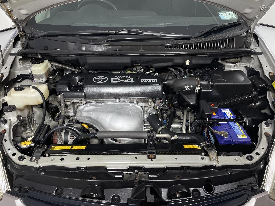 Photo '13' of Toyota Wish Photo '13' of Toyota Wish