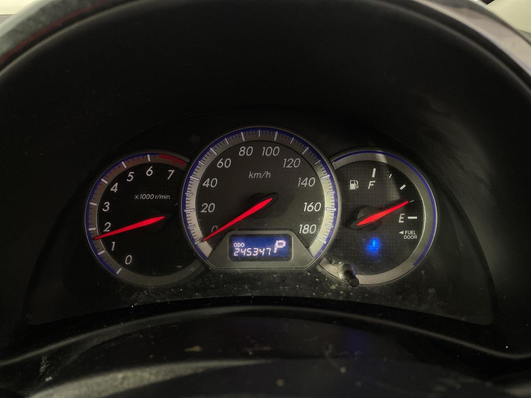 Photo '21' of Toyota Wish Photo '21' of Toyota Wish