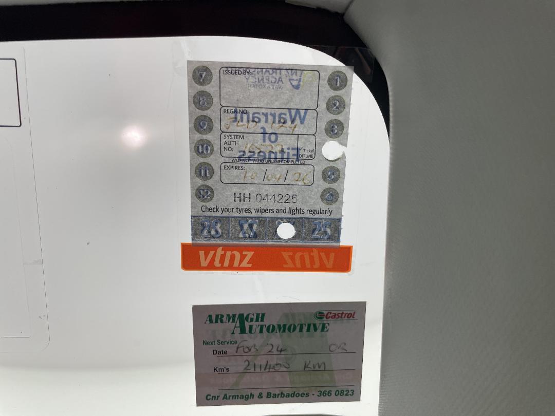 Photo '23' of Toyota Wish Photo '23' of Toyota Wish