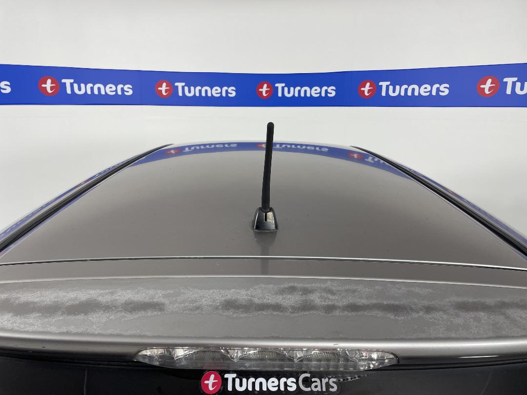 Photo '27' of Toyota Wish Photo '27' of Toyota Wish