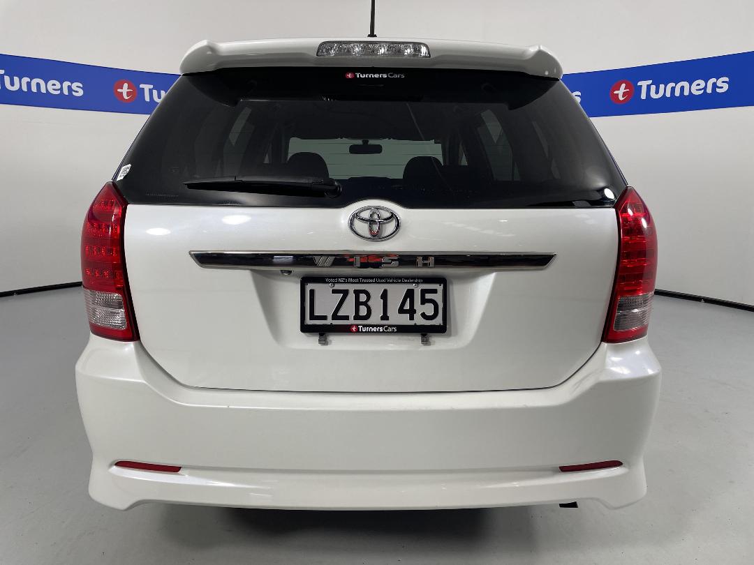 Photo '6' of Toyota Wish