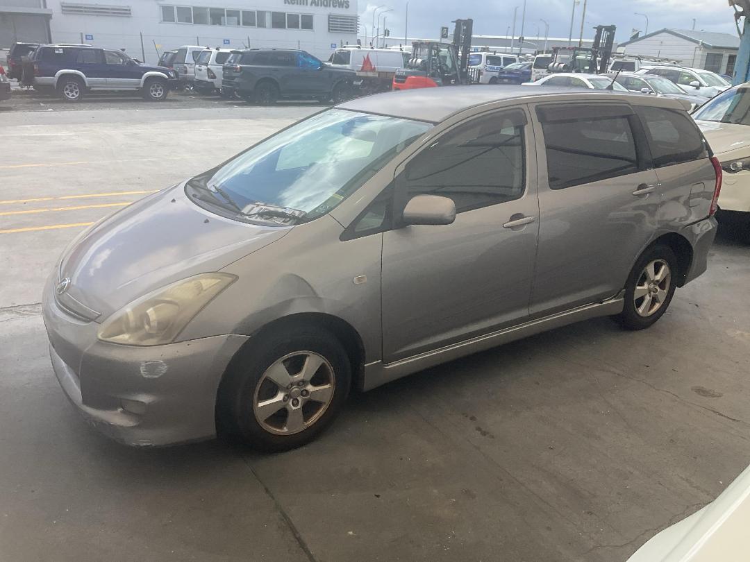 Photo '6' of Toyota Wish Photo '6' of Toyota Wish