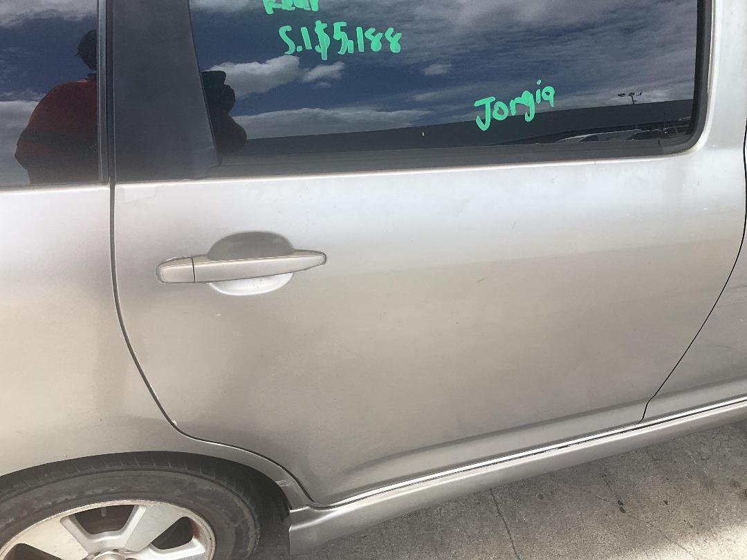 Photo '19' of Toyota Wish Photo '19' of Toyota Wish