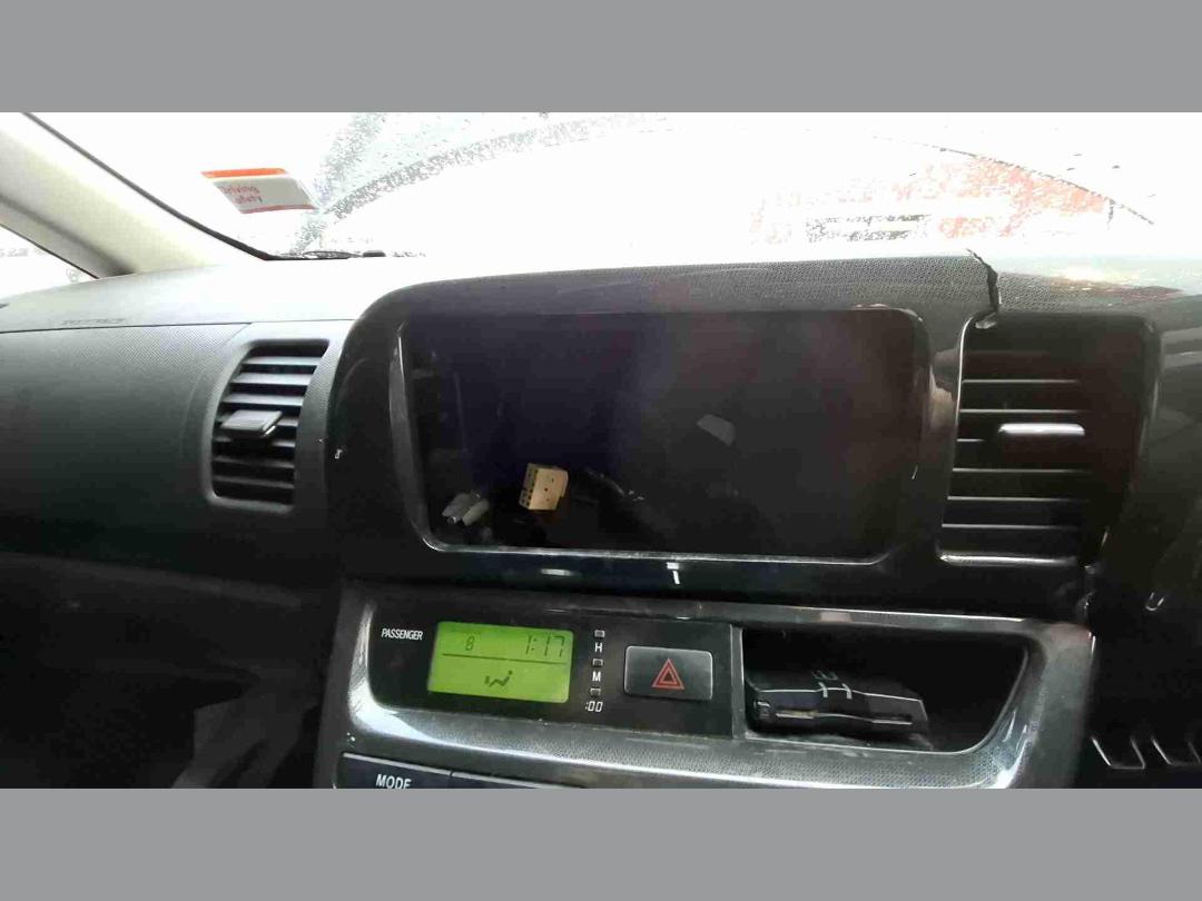 Photo '11' of Toyota Wish