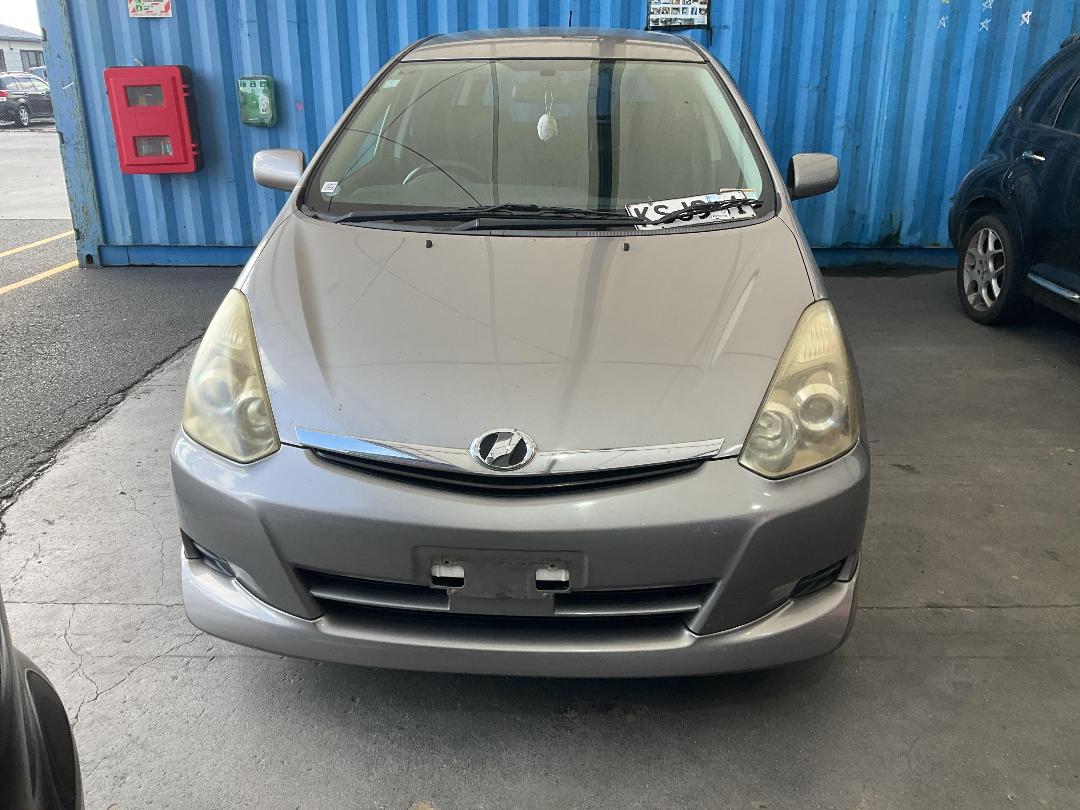 Photo '5' of Toyota Wish