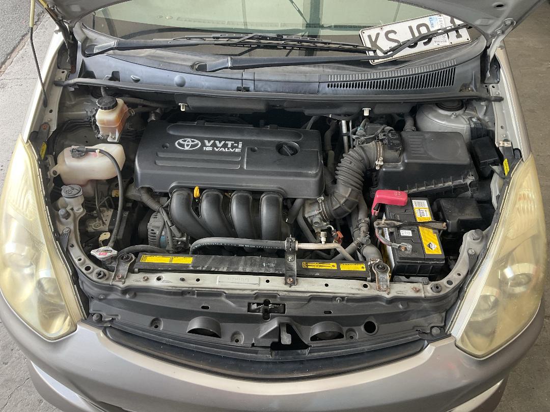 Photo '27' of Toyota Wish