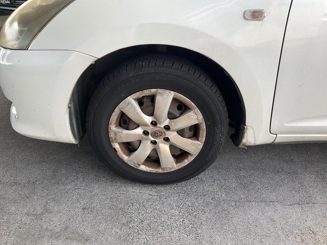 Photo '8' of Toyota Wish