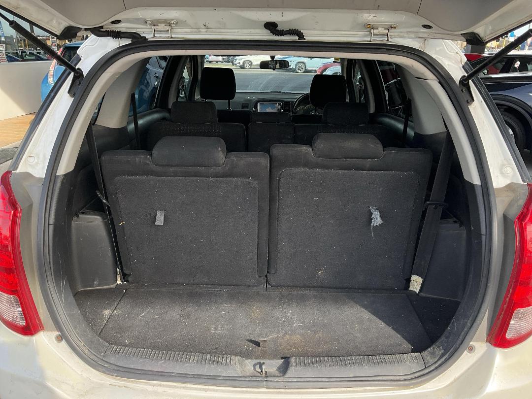 Photo '12' of Toyota Wish