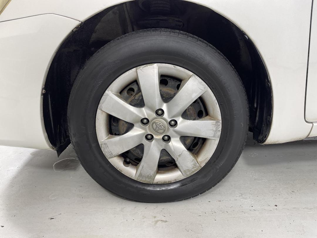 Photo '10' of Toyota Wish