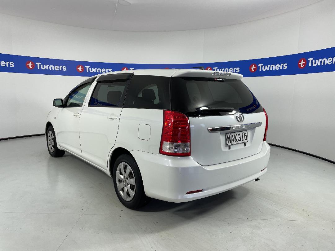 Photo '5' of Toyota Wish