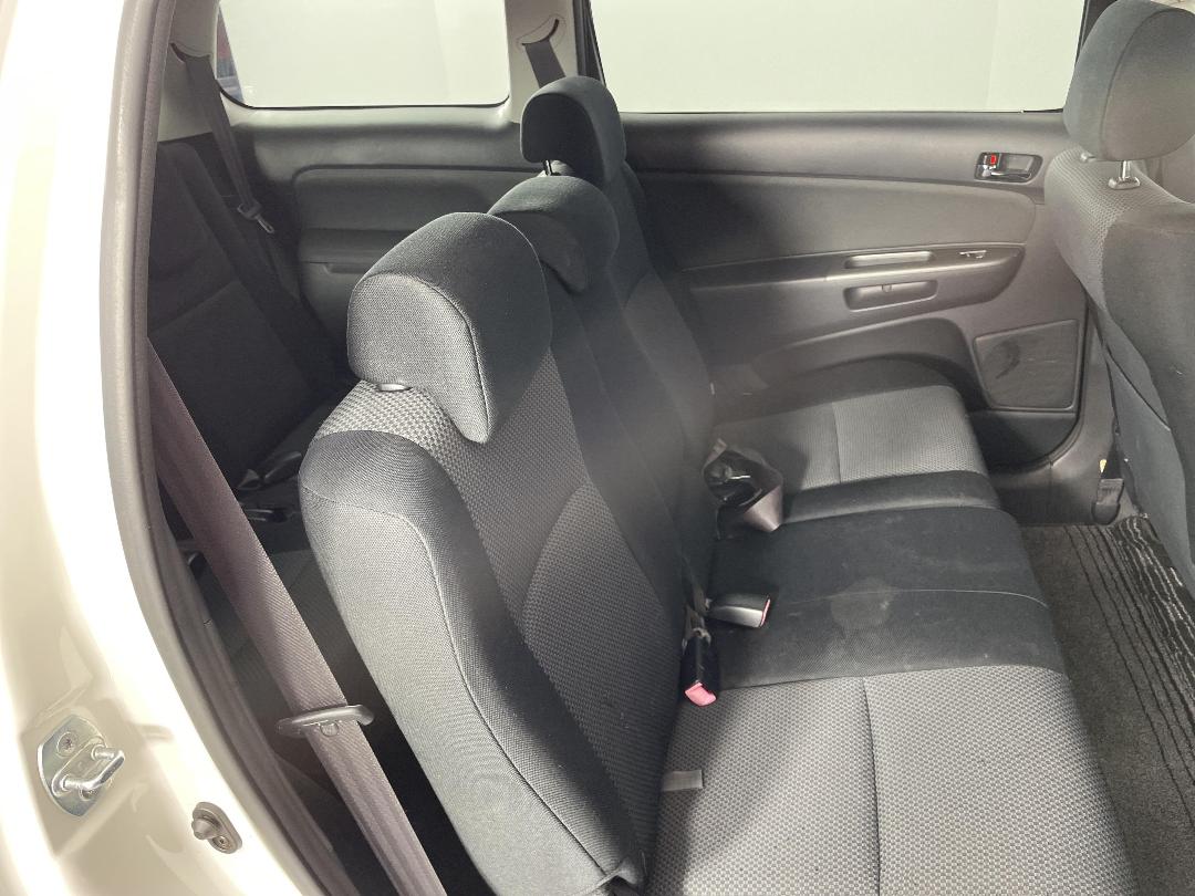 Photo '20' of Toyota Wish