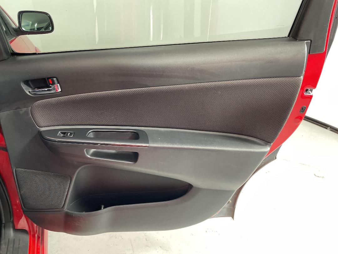 Photo '19' of Toyota Wish