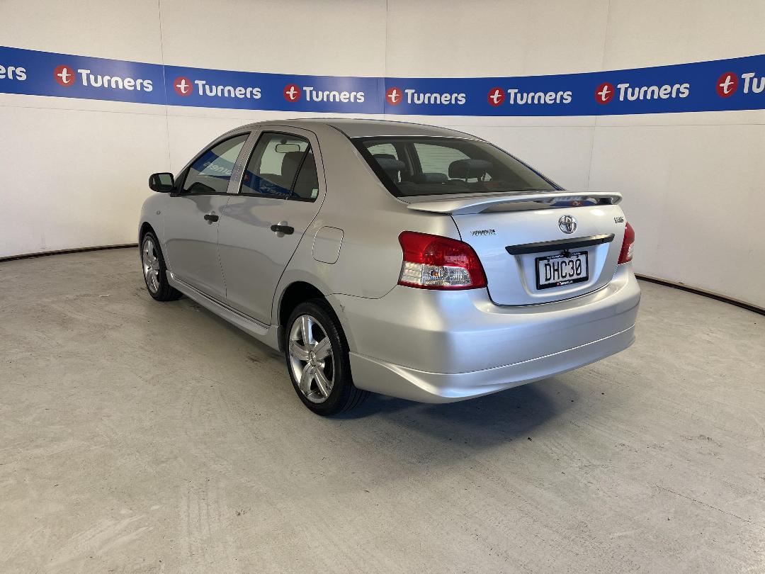 Photo '5' of Toyota Yaris