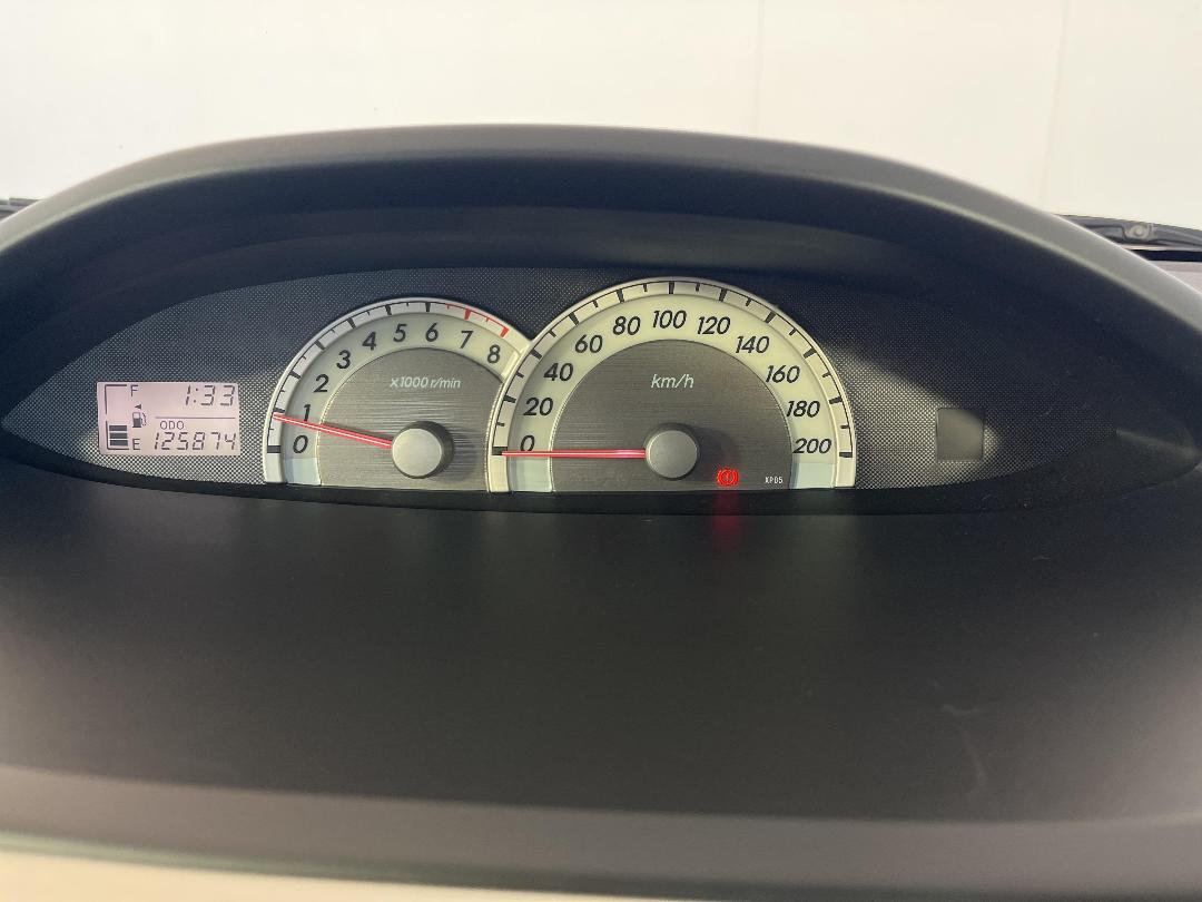 Photo '21' of Toyota Yaris